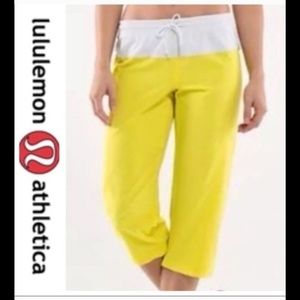 Lululemon Step Lively Crop Pants Yellow/ White Sz8